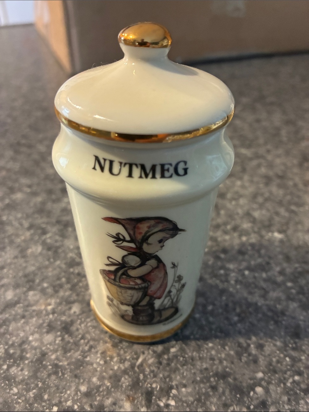 Hummel Cream and Gold Nutmeg Spice Jar